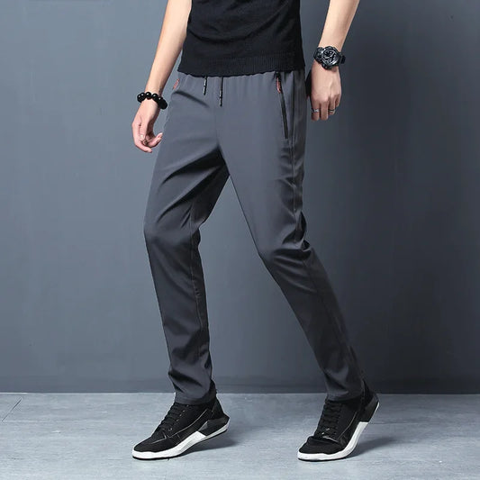 Pantaloni casual da uomo a gamba dritta, taglio slim, con elastico in vita