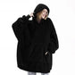 Coperta con cappuccio in pile reversibile da donna per l'inverno
