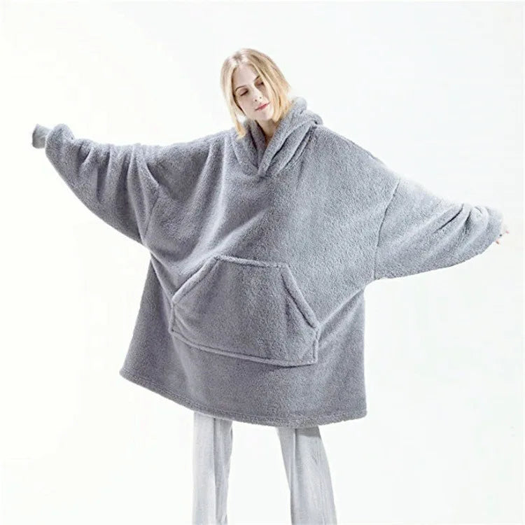 Coperta con cappuccio in pile reversibile da donna per l'inverno